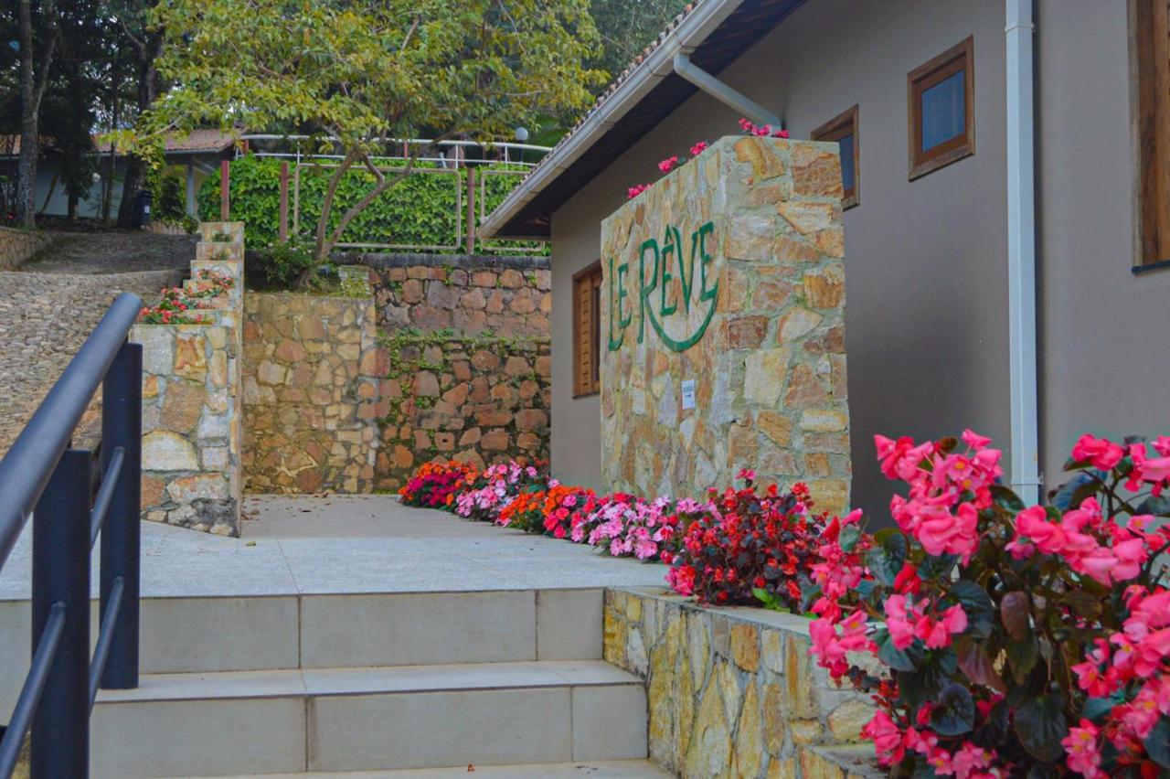 Le Reve Pousada E Restaurante Guaramiranga Exteriör bild